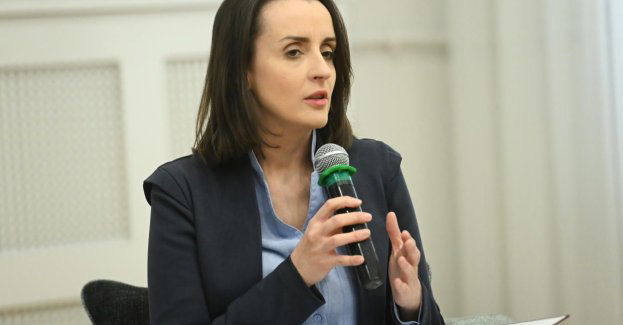 Ustawa Kamilka nie odnosi się do kwestii dawania prezentów nauczycielom