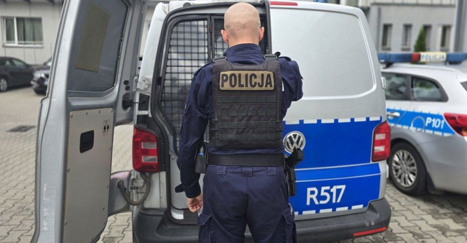zdjęcie: Racibórz policjanci zatrzymali siedmiu poszukiwanych / fot. KPP w Raciborzu