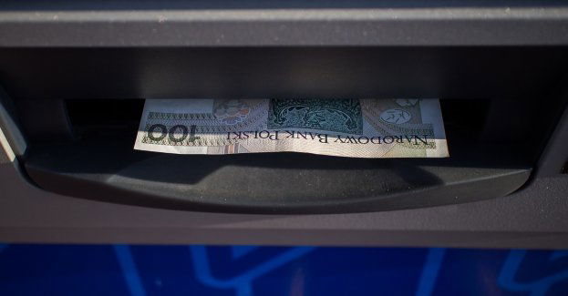 Dwóch mężczyzn z zarzutami włamania do bankomatu