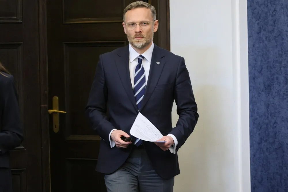 zdjęcie: Bogucki: musimy prowadzić z Ukrainą politykę transakcyjną / Warszawa, 06.05.2026. Szef KPRP Zbigniew Bogucki na konferencji prasowej w Pałacu Prezydenckim w Warszawie, 6 bm. (ad) PAP/Rafał Guz