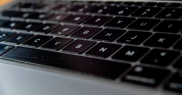 Pogłębia się niedobór pracowników o pożądanych umiejętnościach w IT