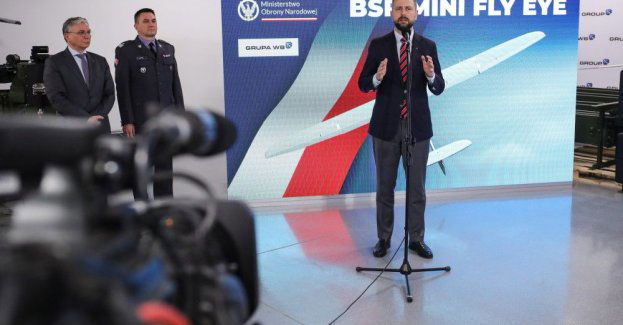 7 zestawów bezzałogowych systemów powietrznych FlyEye trafi do polskiej armii