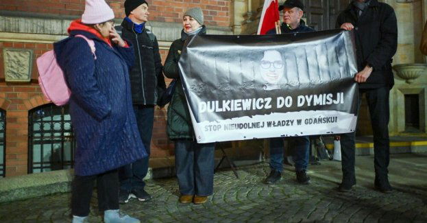 Protest przeciwko prezydent Gdańska; organizatorzy sprzeciwiają się groźbom wobec Dulkiewicz