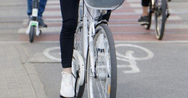 GDDKiA podpisała umowę na budowę drogi pieszo-rowerowej na DK25