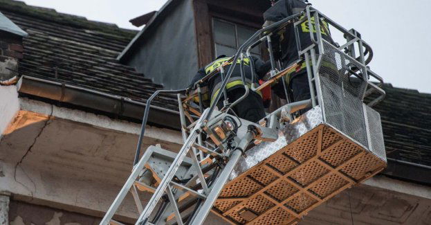 Strażacy odebrali 226 zgłoszeń dot. usuwania skutków silnego wiatru