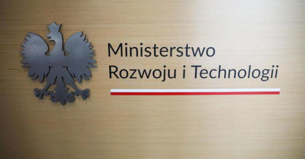 Limit na dopłaty do "Bezpiecznego kredytu" wyczerpany, resort pracuje nad nową formą wsparcia
