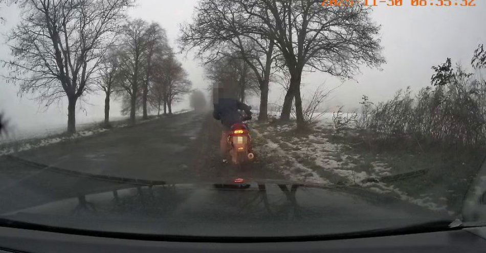 zdjęcie: Policjant po służbie zatrzymał pijanego motorowerzystę / fot. KPP Śrem