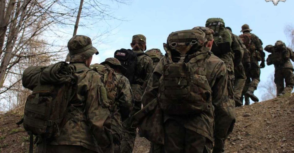 zdjęcie: Ćwiczenia terenowe Jednostki Strzeleckiej 3027 w Międzyrzeczu Górnym / fot. KMP w Bielsku-Białej