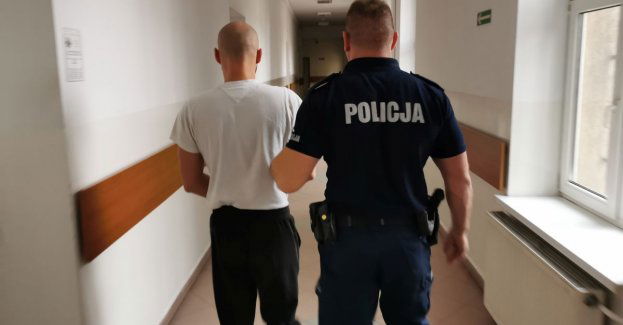 Poszukiwany wpadł podczas kontroli drogowej, był pod wpływem alkoholu i nie miał uprawnień do kierowania