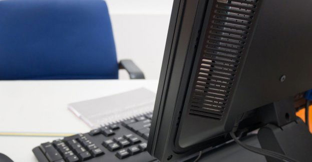 Podczas przeszukań w sosnowieckiej kurii zabezpieczono wiele dokumentów i nośników danych