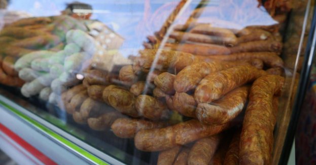 W poniedziałek stawka VAT na produkty żywnościowe wzrasta z 0 do 5 proc.