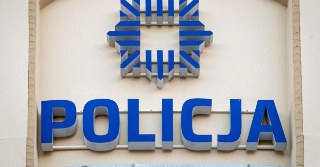 Nie wpłynęły dokumenty nakazujące policji doprowadzenie M. Kamińskiego i M. Wąsika