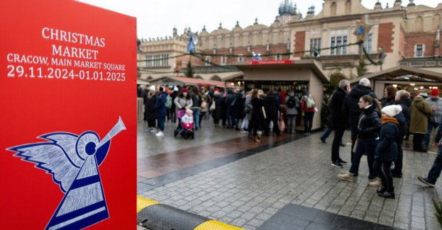 Tłumy z całego świata na jarmarku bożonarodzeniowym w Krakowie