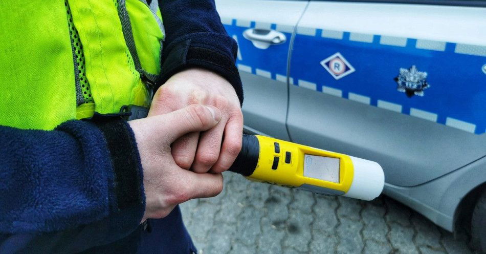 zdjęcie: Dwóch kierowców zatrzymanych z prawie 2,6 promila / fot. KMP Łomża