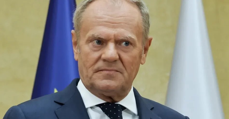 zdjęcie: Premier o ograniczaniu najwyższych zarobków medyków: nie chcę demotywować lekarzy / Warszawa, 19.08.2026. Premier Donald Tusk podczas konferencji prasowej w KPRM w Warszawie, 19 bm. Konferencja dotyczyła progów podatkowych. (ad) PAP/Albert Zawada