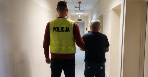 Odpowie za wręczenie łapówki i jazdę w stanie nietrzeźwości