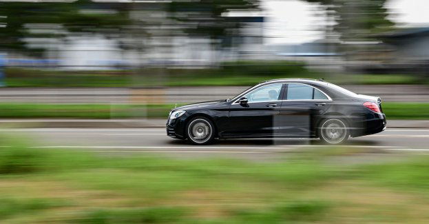 46-letni kierowca mercedesa pędził 150 km/h w terenie zabudowanym