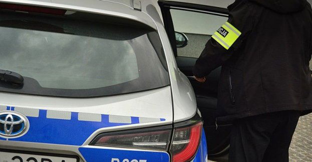 Awanturował się w urzędzie. Znieważył, groził i naruszył nietykalność cielesną strażników miejskich, a nawet ugryzł jednego z nich