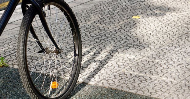 Po procentowym trunku wsiadł na rower