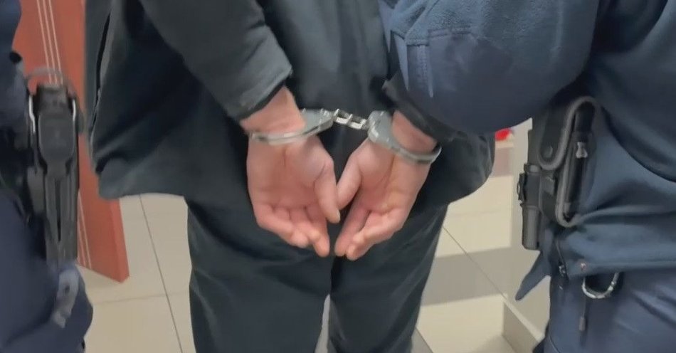 zdjęcie: Czworo zatrzymanych w Osielcu za posiadanie narkotyków / fot. KMP w Suchej Beskidzkiej