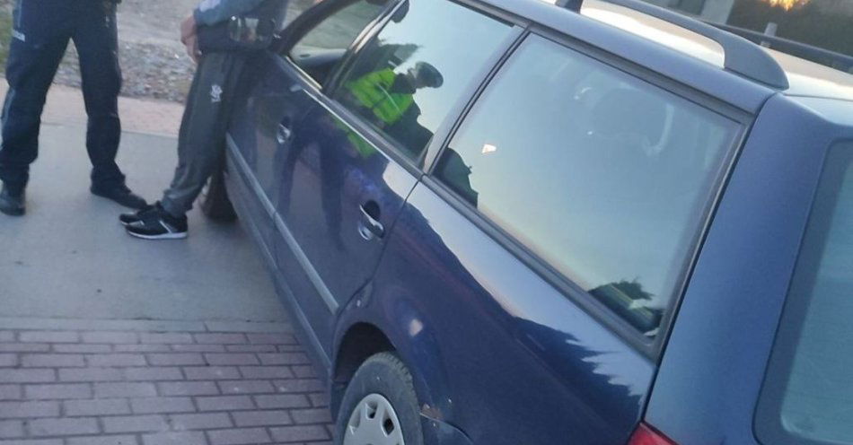 zdjęcie: Pijany kierowca z prawie 4 promilami przewoził dwoje dzieci / fot. KMP Lublin