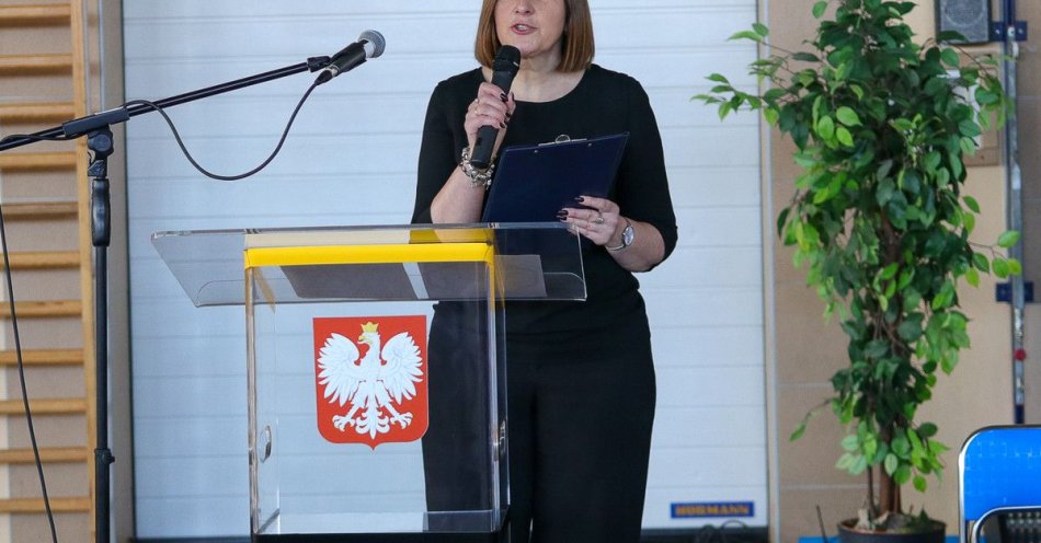 zdjęcie: Lubaczów: szkoła uczy jak reagować na hejt i przemoc / fot. KPP w Lubaczowie Fot. ZS Lubaczów