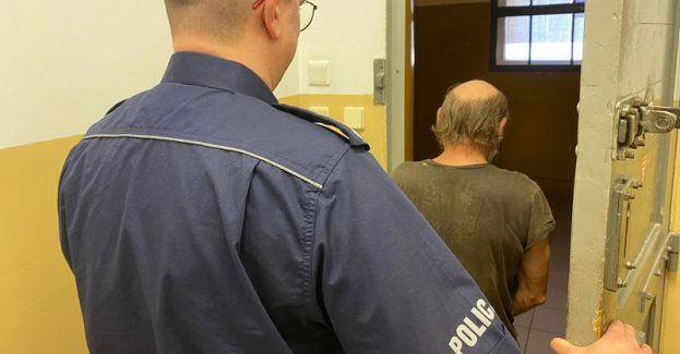 Szedł przez wieś chwiejnym krokiem…pchając rower z kradzionymi nasionami. Został zatrzymany przez dzielnicowych.