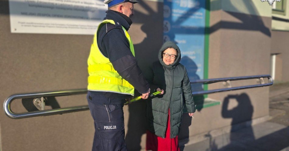 zdjęcie: Seniorzy bezpieczni na Dzień Babci i Dziadka dzięki policji / fot. KPP w Bieruniu