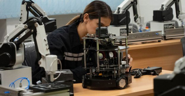 Spotkanie nauki z biznesem w laboratoriach ZUT