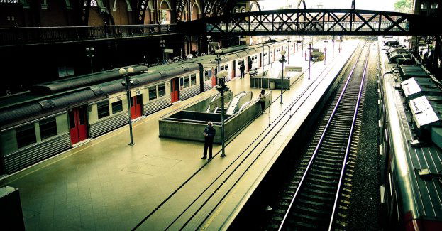 Opóźnienia w kursowaniu pociągów po śmiertelnym potrąceniu na torach