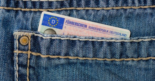 Miał podrobione prawo jazdy. Wpadł, bo przekroczył prędkość