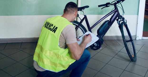 Policjanci odzyskali skradziony w Holandii rower elektryczny.