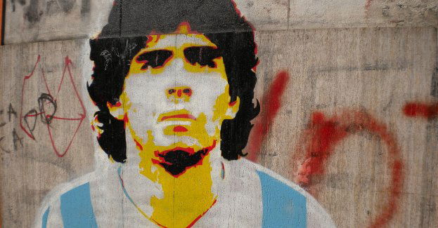 Piłkarski świat płacze. Odszedł Diego Maradona