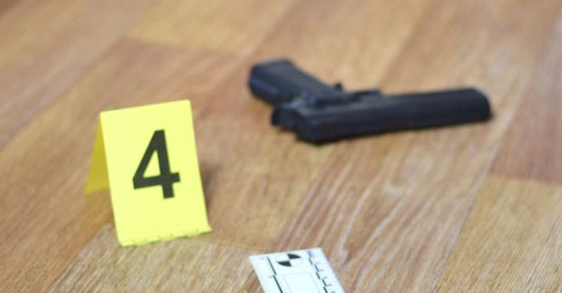 Podejrzewany o zabójstwo kobiety 23-latek zastrzelił się w komisariacie