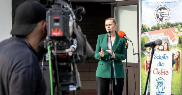 Podwyżki powinny być na kontach większości nauczycieli w marcu