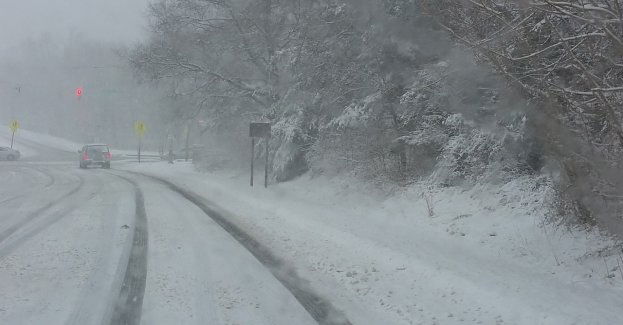 Na drogach może być ślisko, w części regionu alerty pogodowe