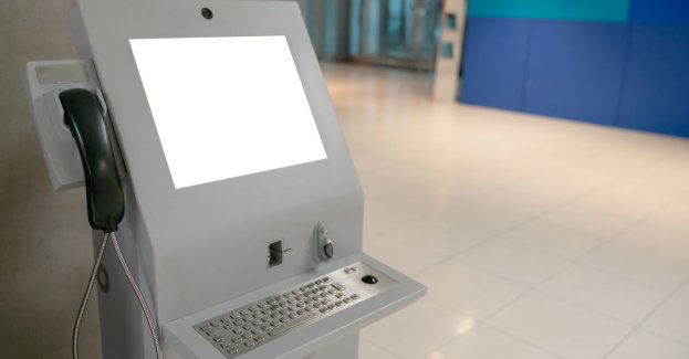 Pierwszy w mieście urzędomat do odbioru dowodów rejestracyjnych