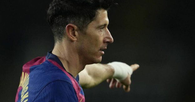 Lewandowski trzeci w klasyfikacji Złotego Buta, prowadzi Salah