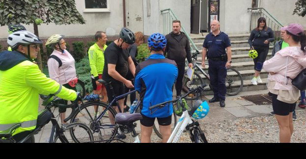 Policyjny instruktaż dla uczestników Jesiennego Rajdu Rowerowego