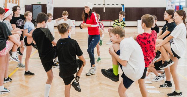 Dzieci z Ostrowca Świętokrzyskiego i Warszawy zdobywały sportowe rekordy z Joanną Jóźwik