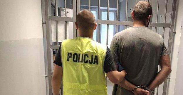 Okradał drogerię i był poszukiwany - zatrzymali go policjanci
