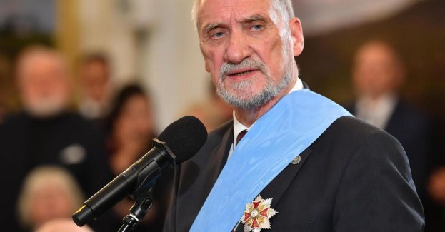 Złożyłem wniosek do prezydenta o odebranie Macierewiczowi Orderu Orła Białego