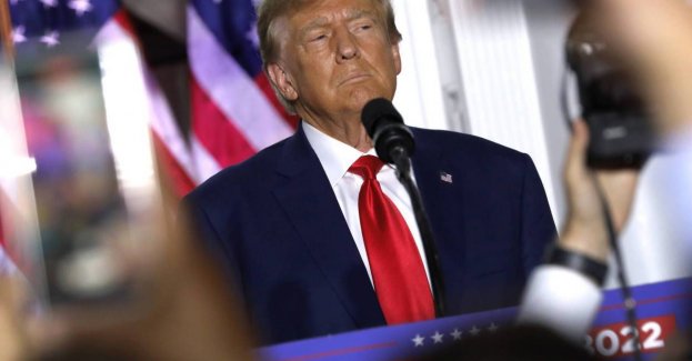 Trump postawiony w stan oskarżenia w związku z przetrzymywaniem tajnych dokumentów