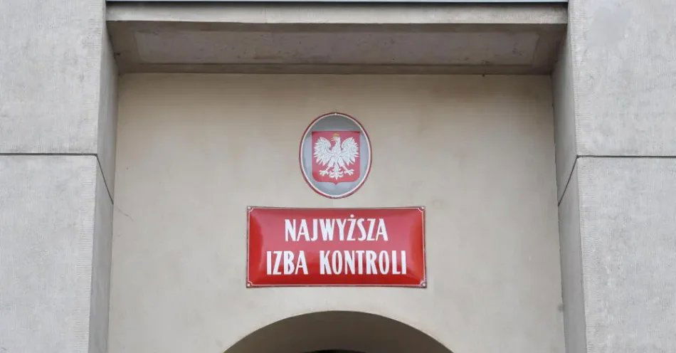 zdjęcie: Raport NIK: IPN nie wyegzekwował należnych opłat od Karola Nawrockiego za użytkowanie pokoju gościnnego / Warszawa, 07.03.2023. Siedziba Najwyższej Izby Kontroli w Warszawie, 7 bm. (rp/doro) PAP/Radek Pietruszka