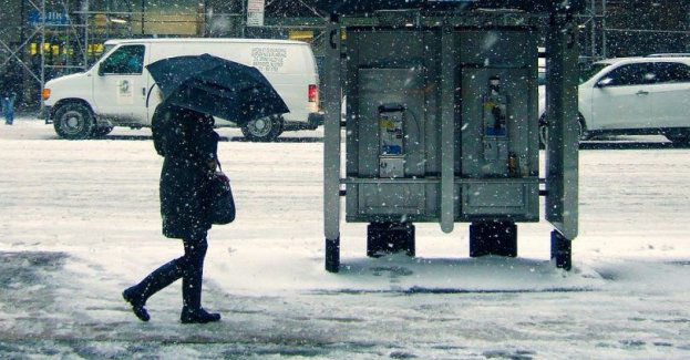 W weekend intensywne opady śniegu i gołoledź na drogach