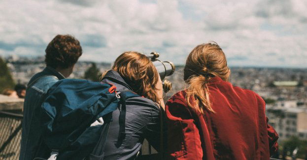 Dlaczego młodzi opuszczają miejsca rodzinne?