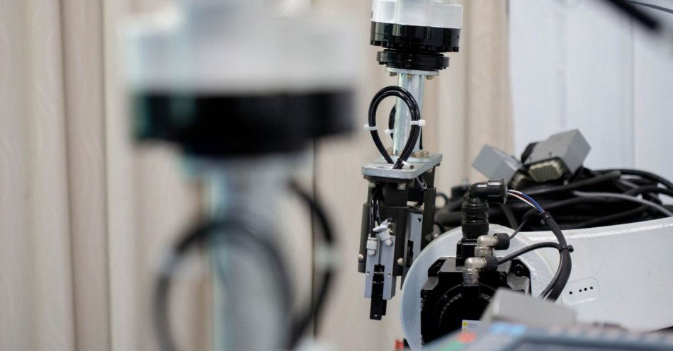 zdjęcie: Narodowy Instytut Onkologii będzie przeprowadzał operacje robotyczne / v47183329