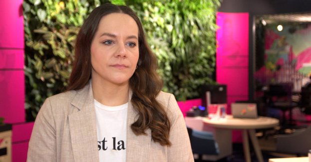 Wykluczenie cyfrowe szczególnie dotyka generacji silver. T-Mobile wystartował z darmowymi kursami z obsługi smartfona