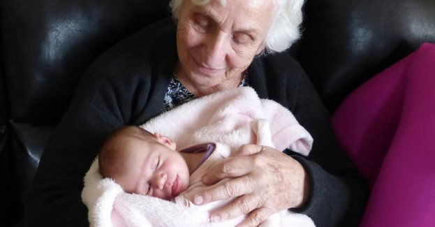 Dziadkowie dziewczynki urodzonej w lesie zostali jej rodziną zastępczą