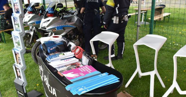 Kępińscy policjanci najlepsi na turnieju w Rychtalu